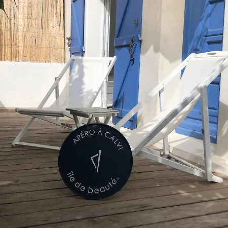 Les Galets Bleus De Calvi Calvi