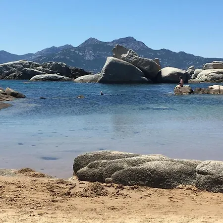 Les Galets Bleus De Calvi Nyaraló